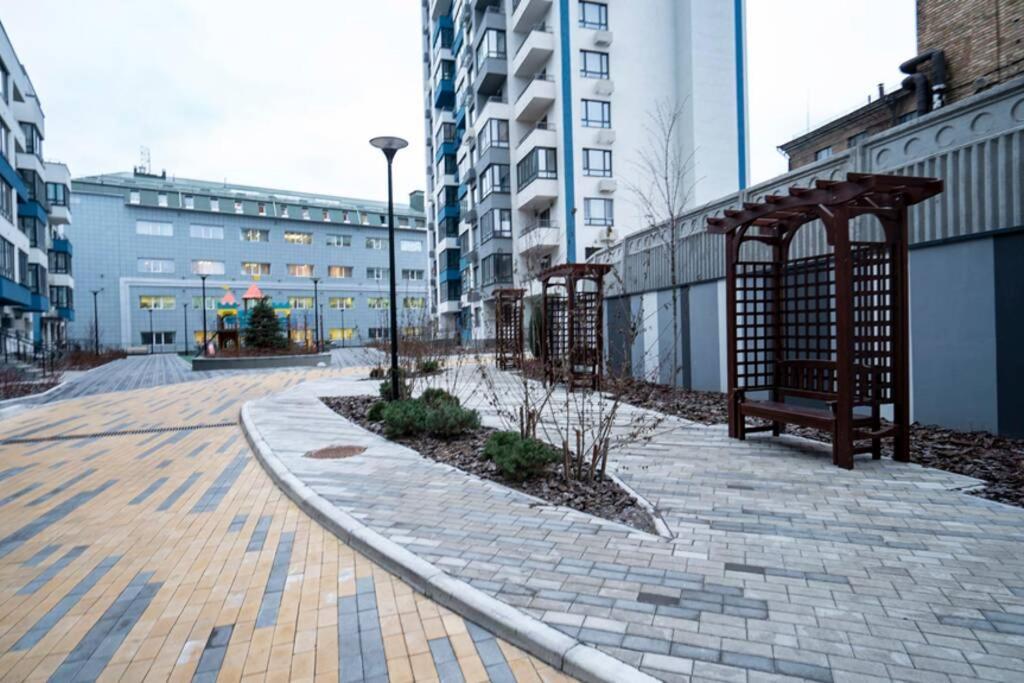 Loft Studio Near Smart Plaza Polytech, Center Kiew Exterior foto