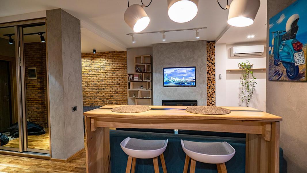 Loft Studio Near Smart Plaza Polytech, Center Kiew Exterior foto