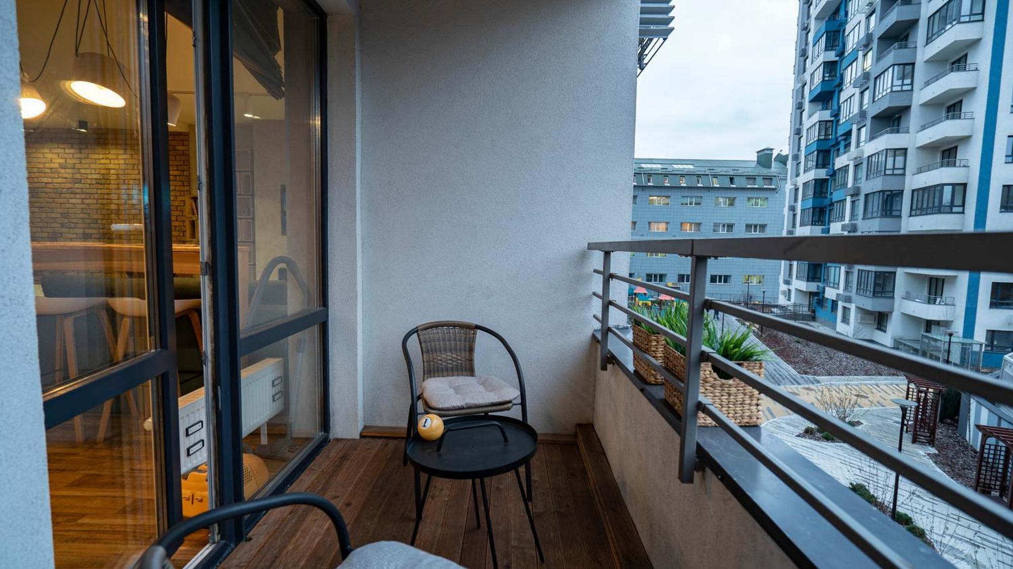 Loft Studio Near Smart Plaza Polytech, Center Kiew Exterior foto